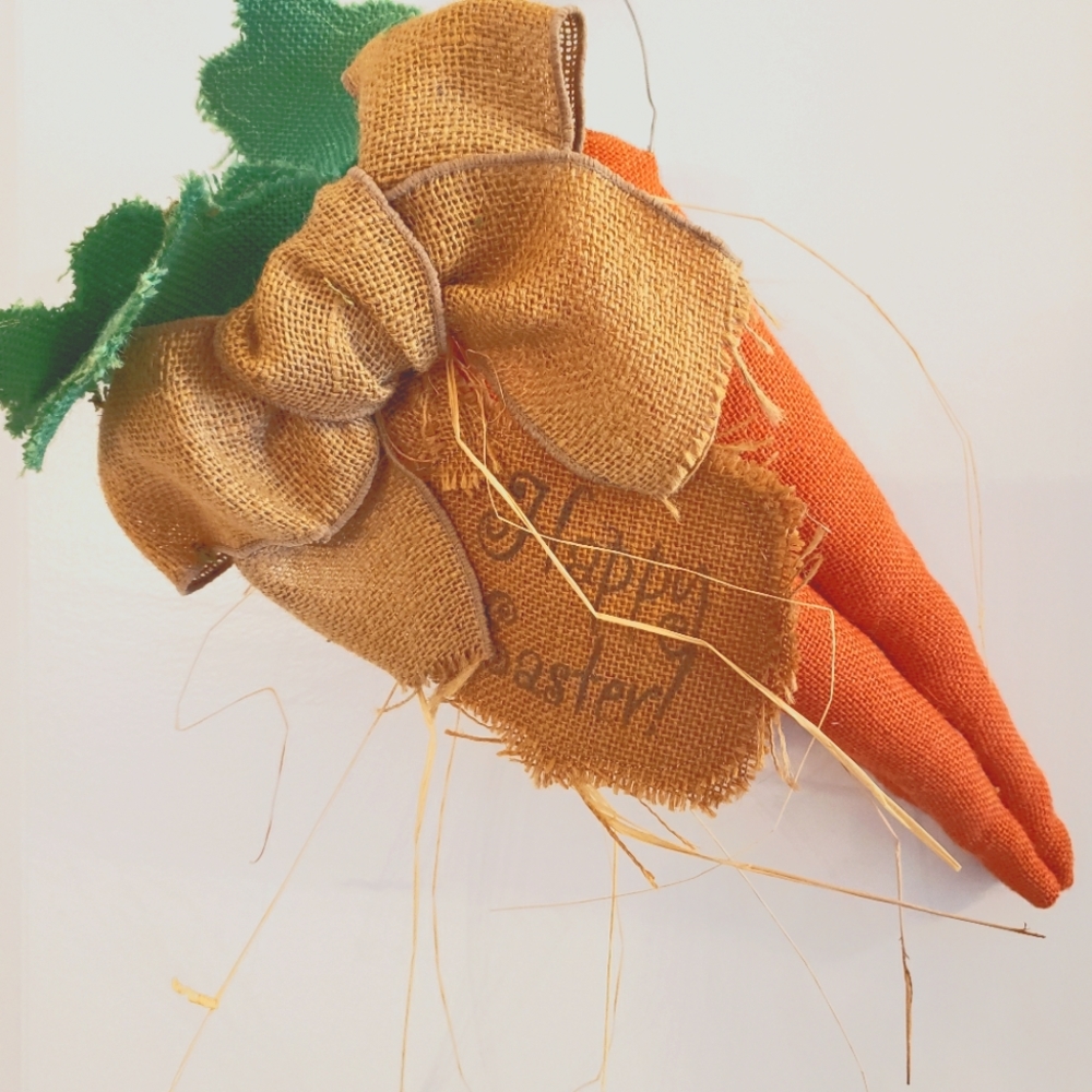 Easter Wall/Door hanging carrots